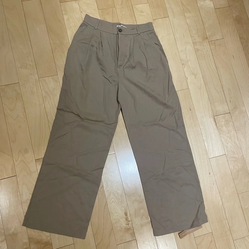 Reformation - Mason Pant in Khaki (size: 8P) NWT - Picture 5 of 14